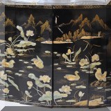 D27. Lacquer screen.